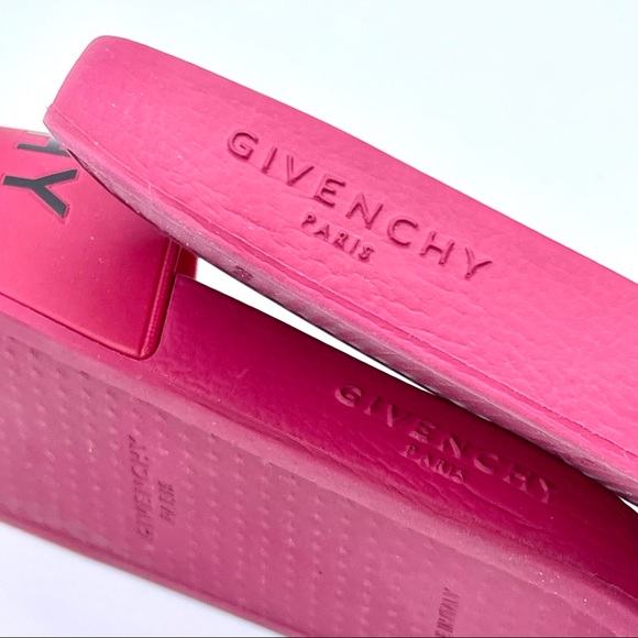 GIVENCHY | Paris Flat Logo Rubber Pool Slides in Fig Pink | 39/ 9 - Picture 4 of 16